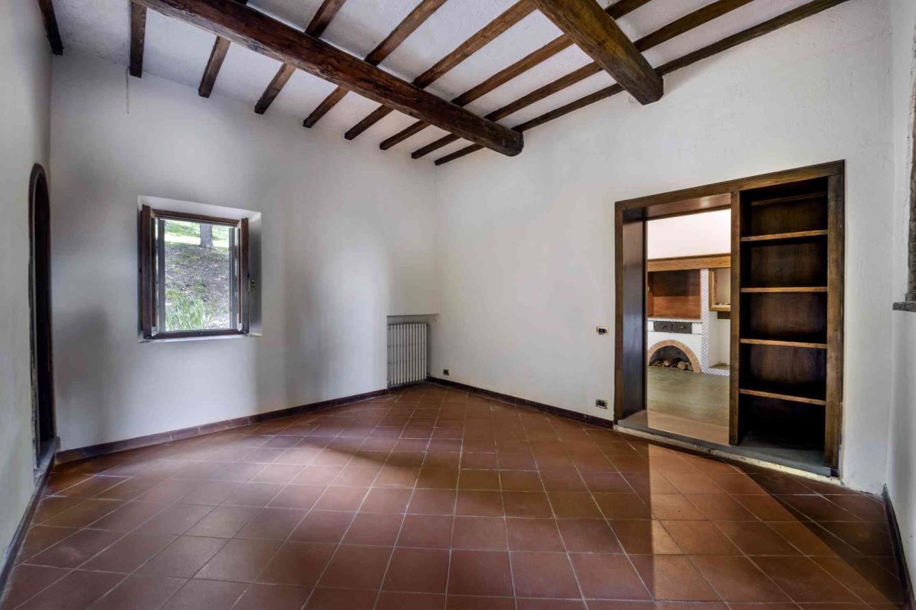 Historic Villa with Guest House and Annex — photo 13