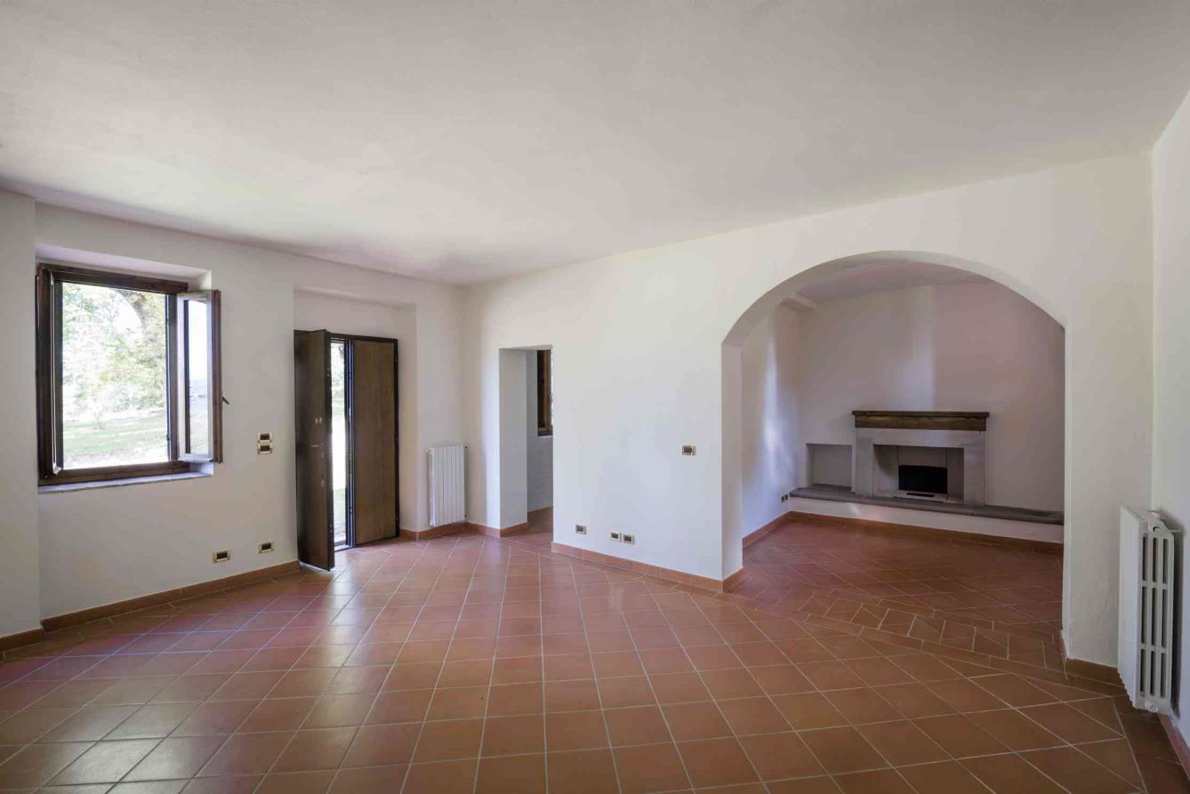 Historic Villa with Guest House and Annex — photo 14
